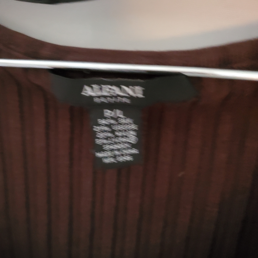 ALFANI PL Ribbed Top - Picture 2 of 3